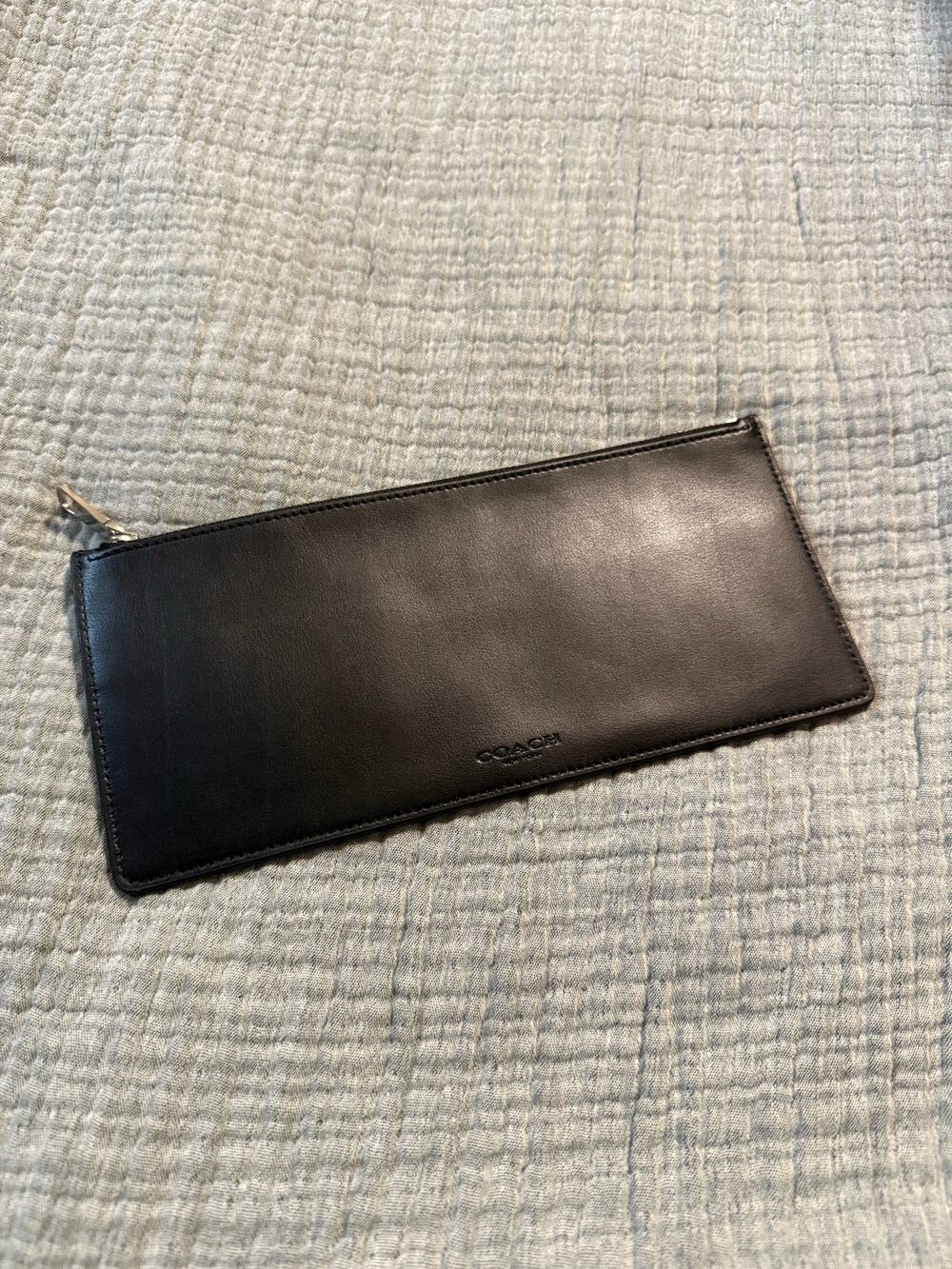 Coach New York Slim Black Leather Zip Pouch Money Wallet - NWOT